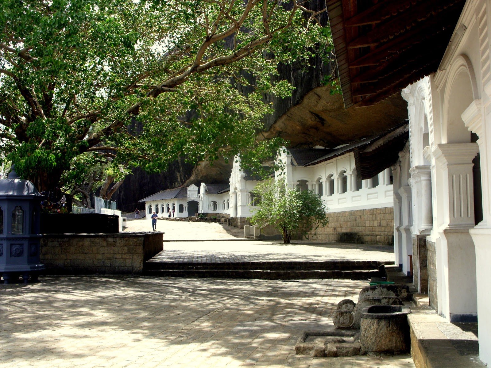Dambulla-Cave-Temple