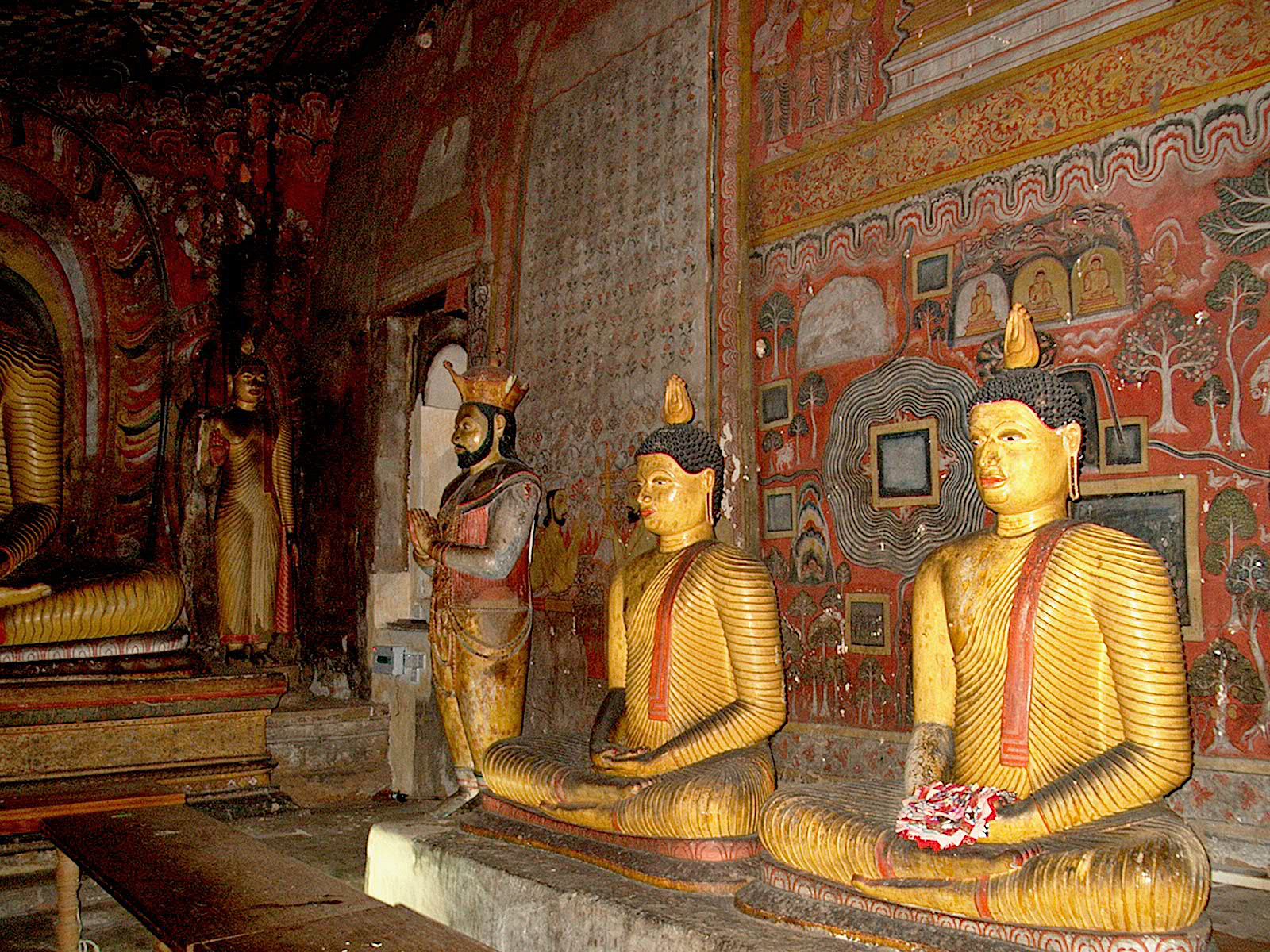 Dambulla-Cave-Temple