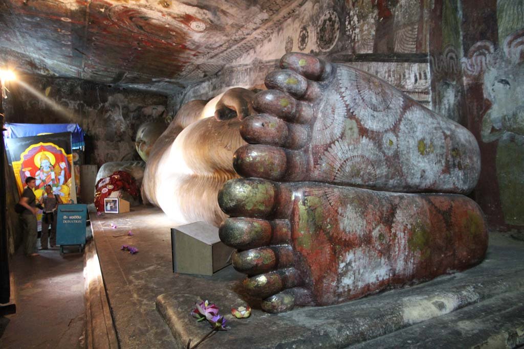Dambulla-Cave-Temple