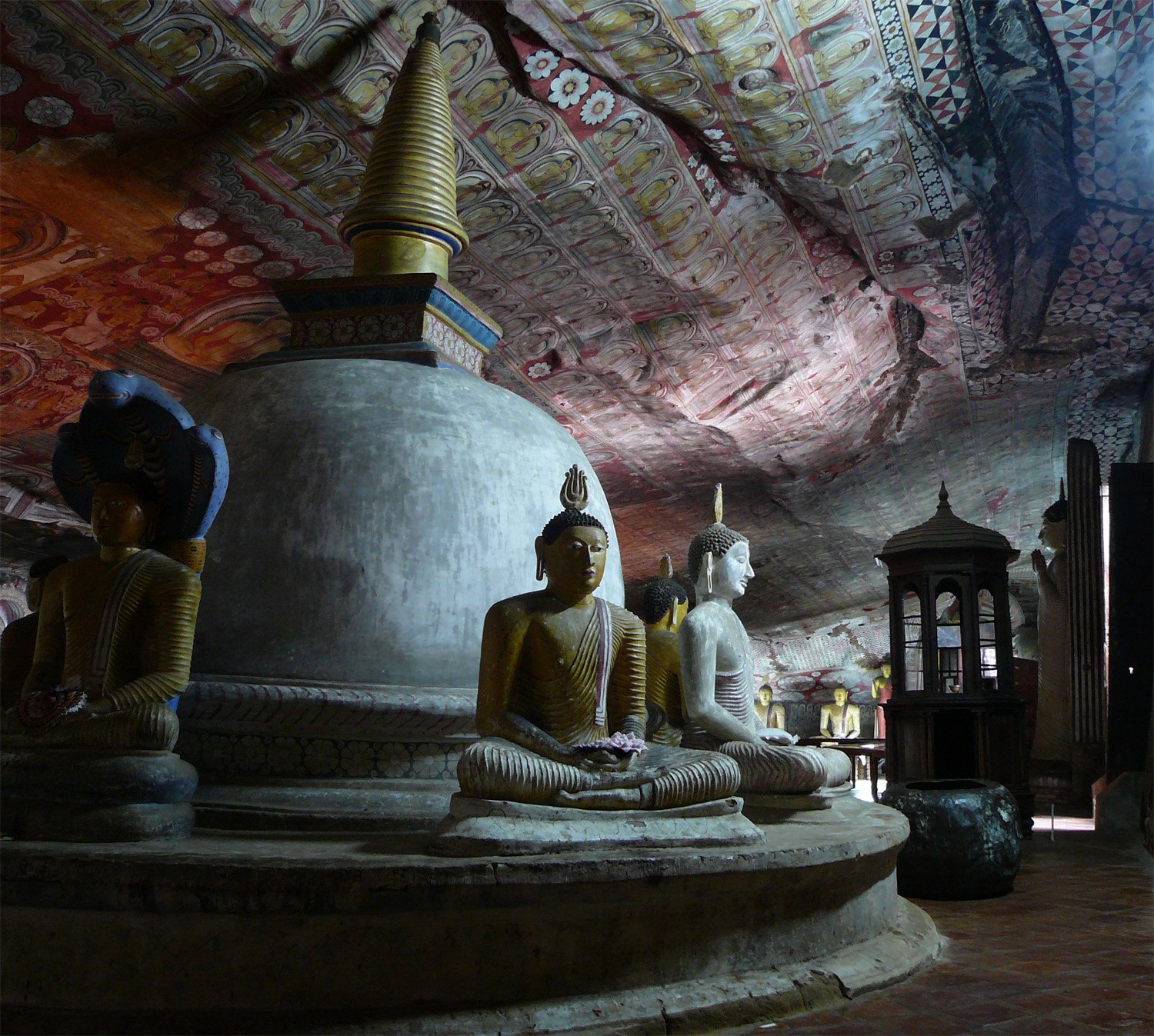 Dambulla-Cave-Temple